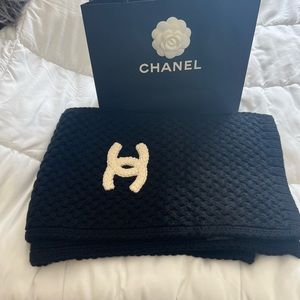 CHANEL Cashmere Scarf (Brand New)